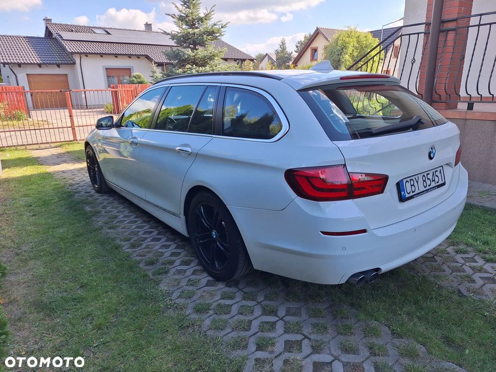 BMW Seria 5 530d Sport-Aut - 11