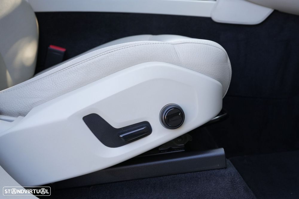 Volvo XC 90 2.0 T8 PHEV Inscription AWD - 40