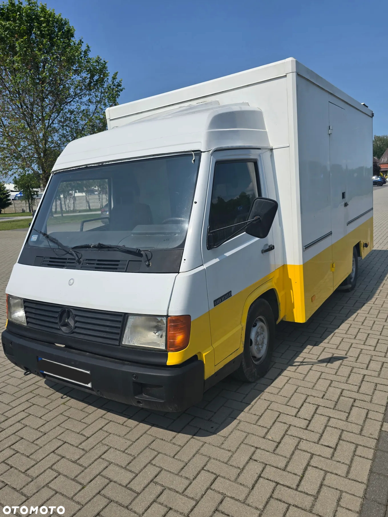 Mercedes-Benz Sprinter - 13
