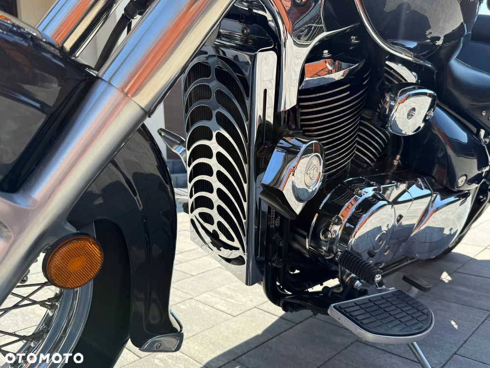 Suzuki VL 800 Volusia - Boulevard C50 - 18