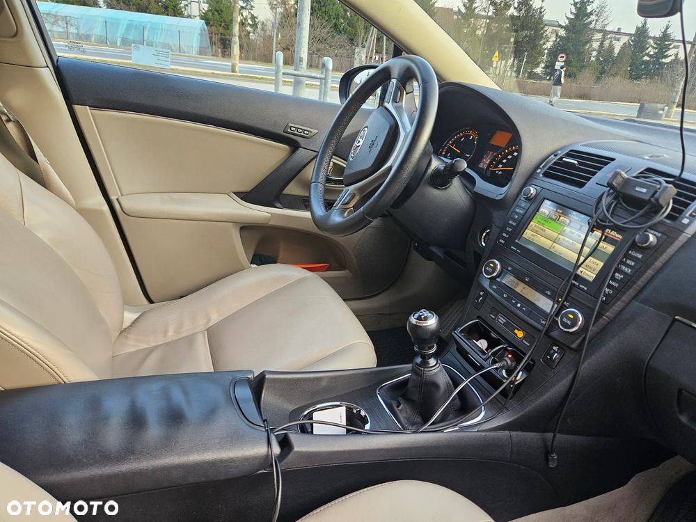 Toyota Avensis 2.2 D-CAT Prestige - 14