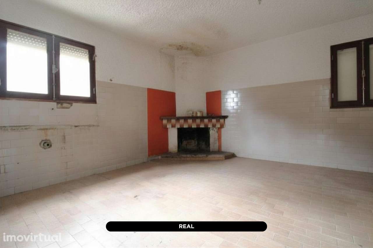 Moradia T3 com projeto aprovado para 4 frações (3 T1 + 1 T3) - Grande imagem: 4/21