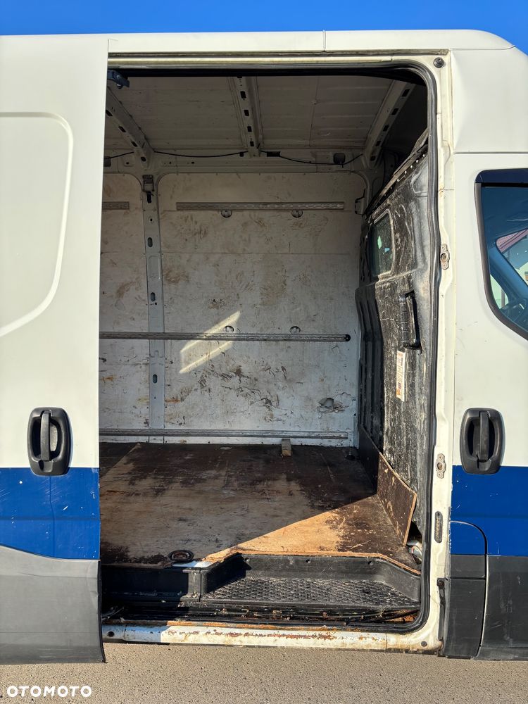 Iveco Daily 35C16 - 9