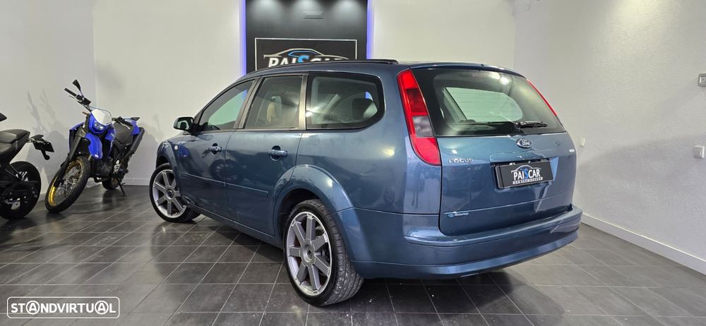 Ford Focus SW 1.6 TDCi Titanium - 4