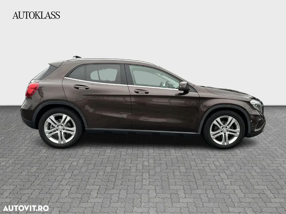 Mercedes-Benz GLA 200 (CDI) d 4Matic 7G-DCT Urban - 6
