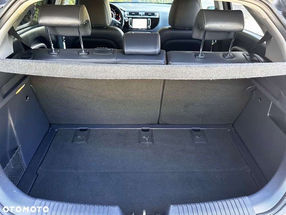 Kia Rio 1.4 CRDi 90 Platinum Edition - 33