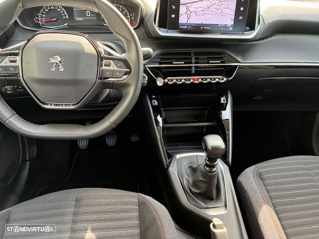 Peugeot 208 1.2 PureTech Active Pack - 17