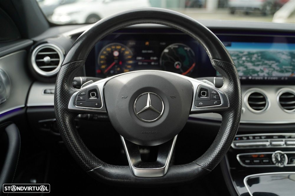 Mercedes-Benz E 220 d AMG Line - 20