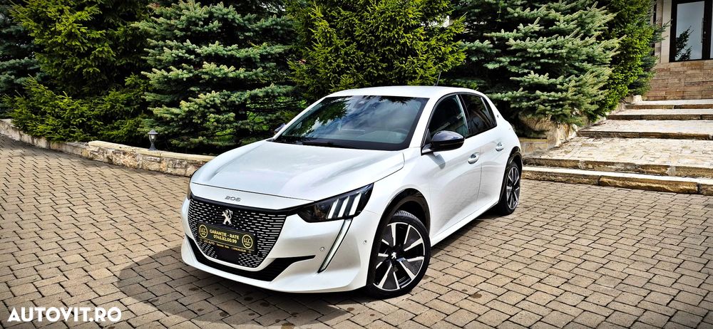 Peugeot 208 e-208 GT-Line - 1