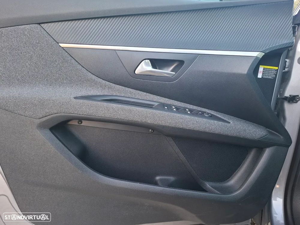 Peugeot 3008 PureTech 130 Stop & Start GPF EAT8 Active Business-Pack - 22