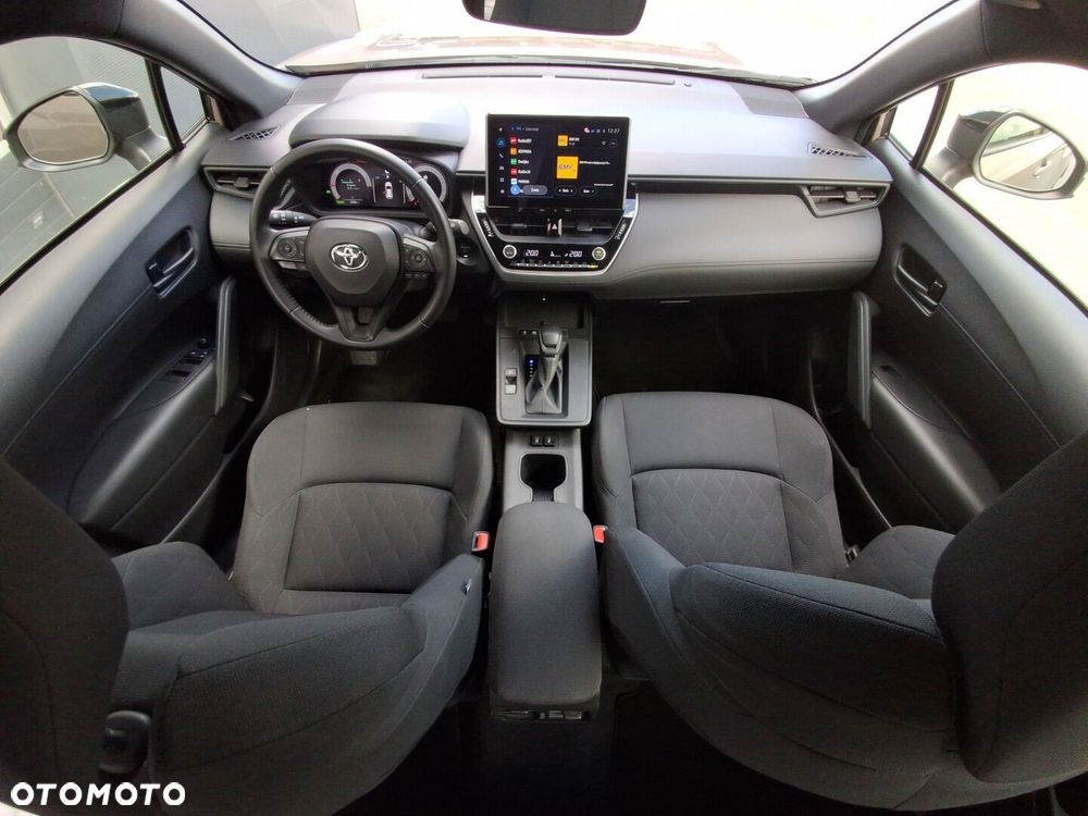 Toyota Corolla Cross - 21