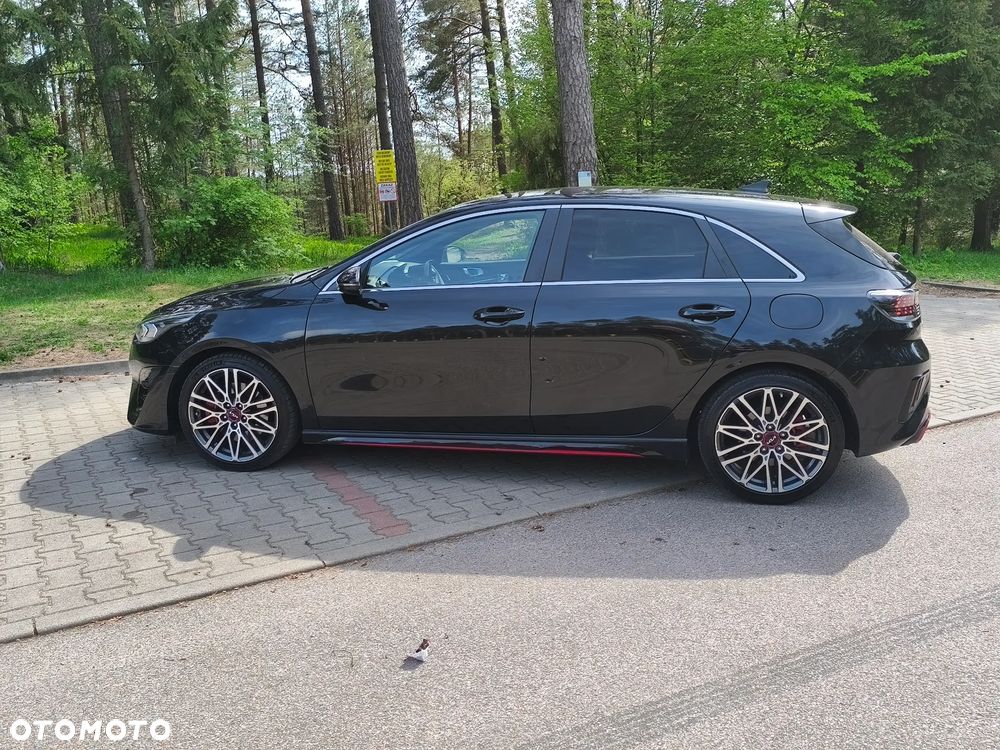 Kia Ceed 1.6 T-GDI GT DCT - 32