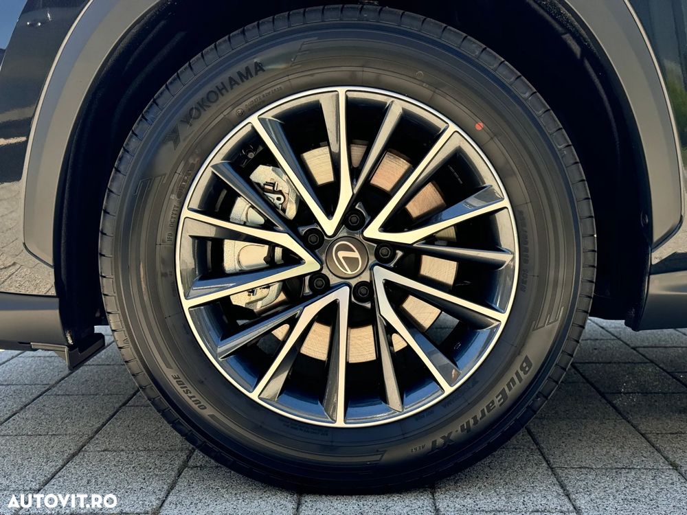Lexus Seria NX 450h+ AWD CVT PHEV Executive - 28