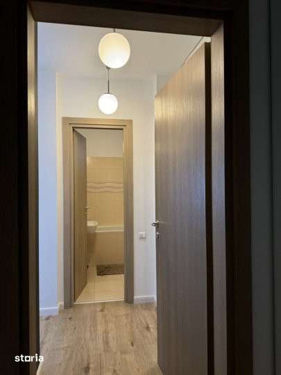Apartament 4 Camere - Decomandat - Zona Baneasa - Imagine principală: 5/8