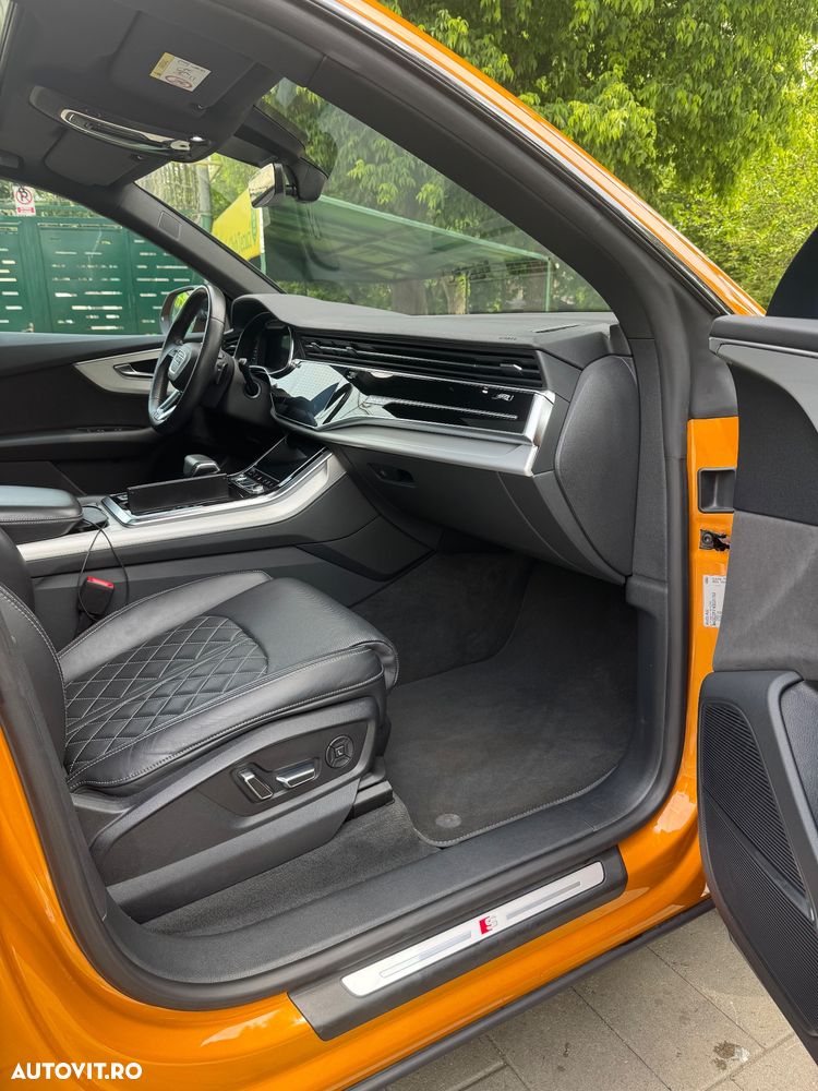 Audi Q8 - 6