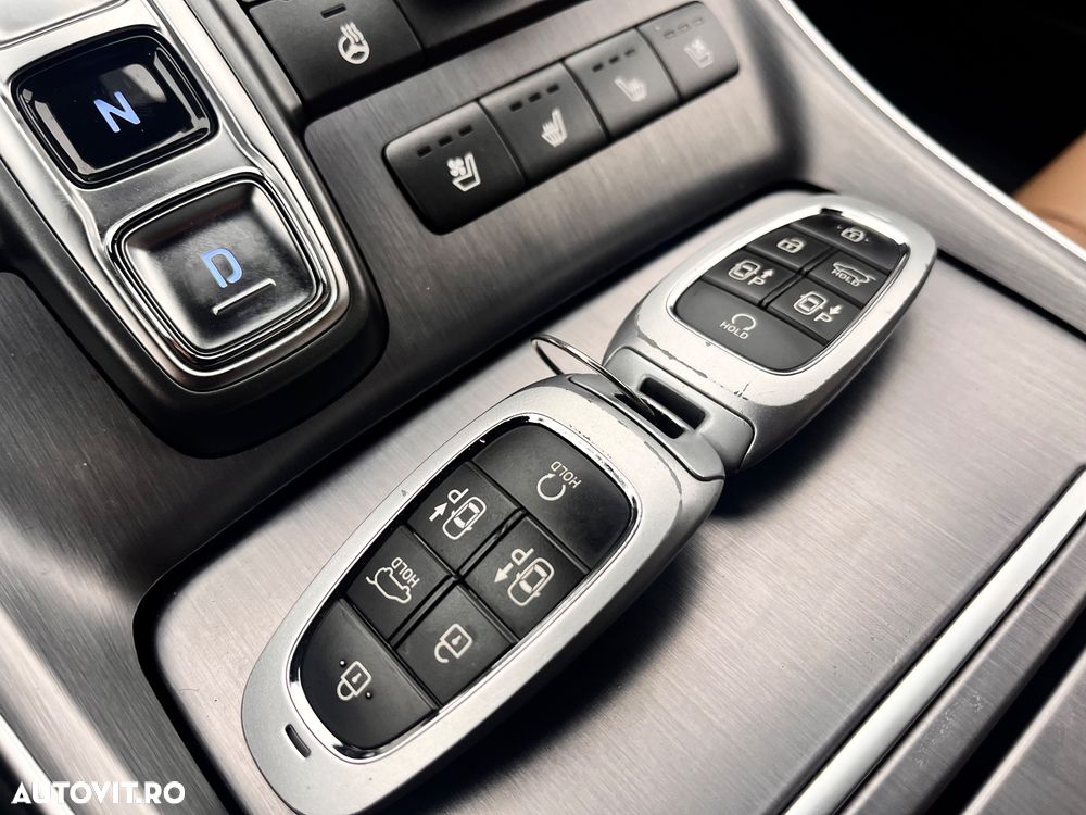 Hyundai Santa Fe 1.6 Plugin-Hybrid 4WD Signature - 26