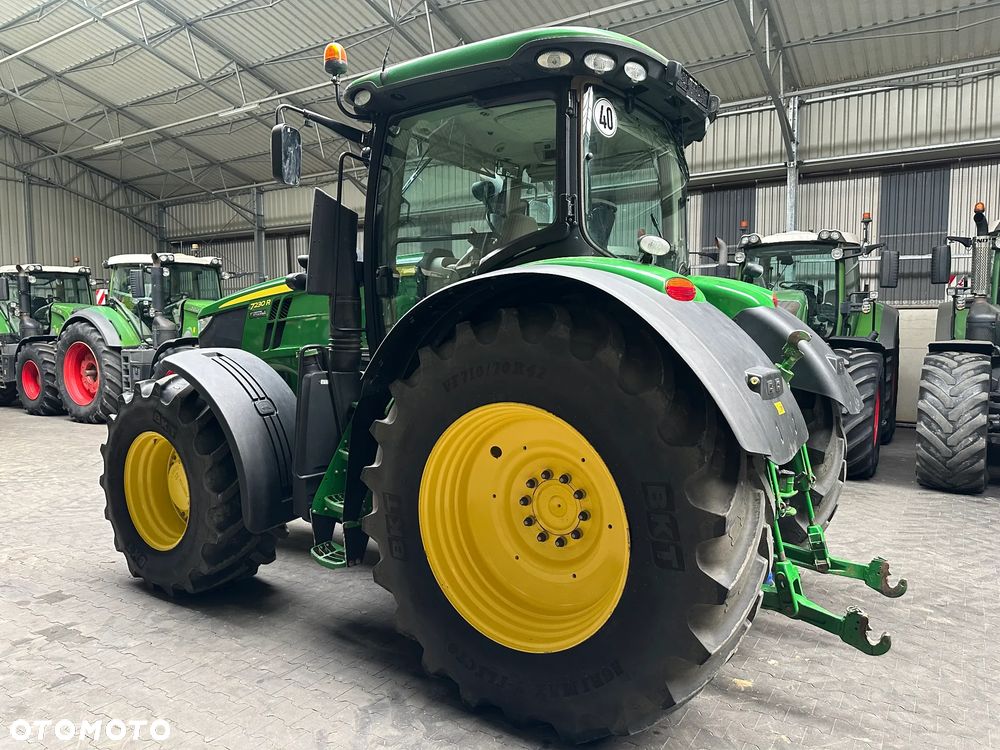 John Deere 7230R - 5
