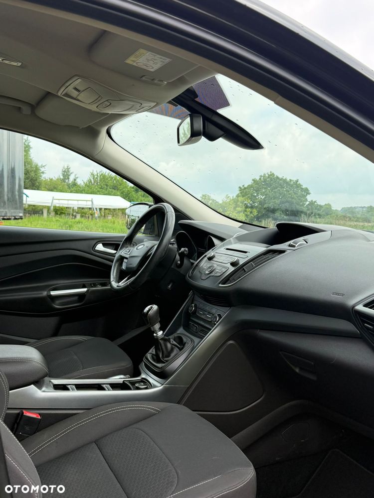 Ford Kuga 1.5 EcoBoost 2x4 Trend - 8