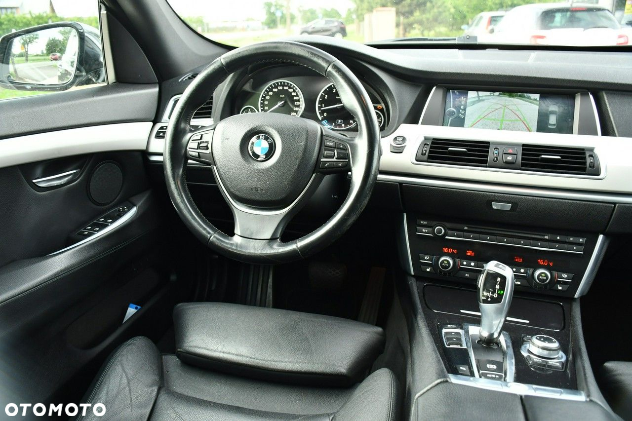 BMW 5GT 535i Gran Turismo - 36