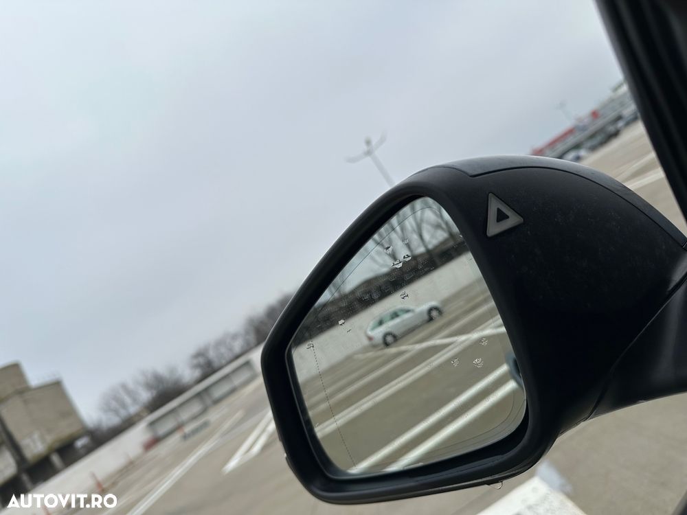 BMW Seria 3 320d DPF Edition Exclusive - 8