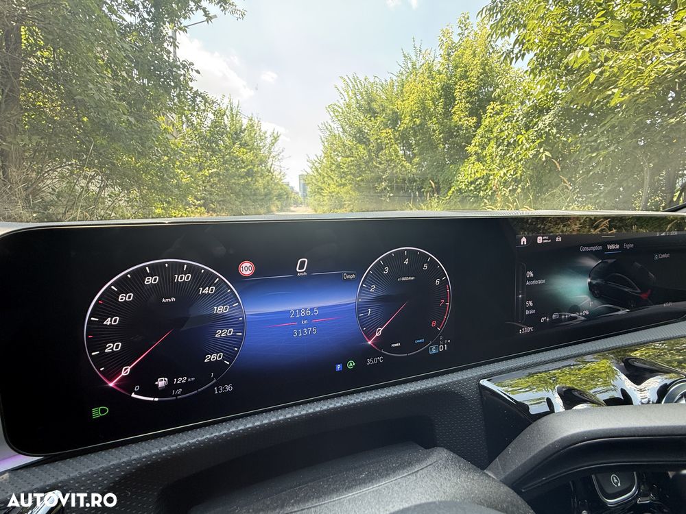 Mercedes-Benz CLA 250 Shooting Brake 4MATIC 8G-DCT Special Edition - 16