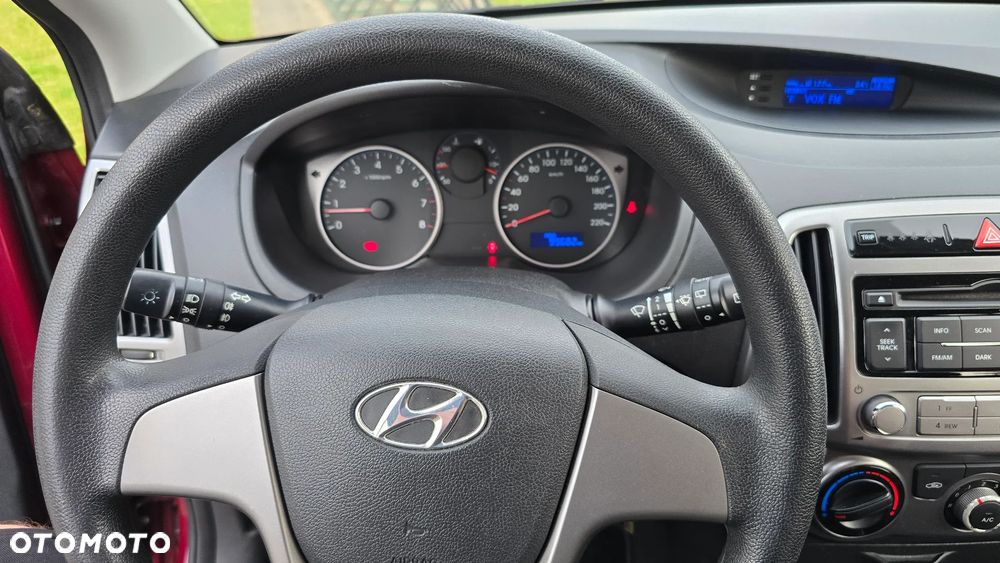 Hyundai i20 - 33
