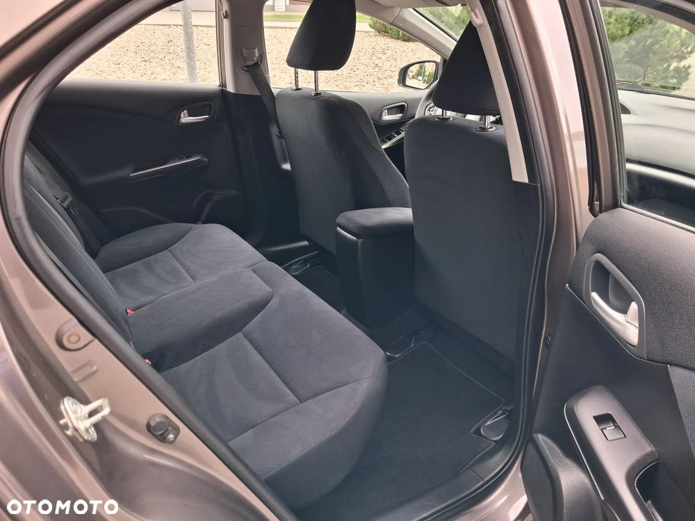 Honda Civic 1.4 i-VTEC Comfort 40 Jahre Edition - 16