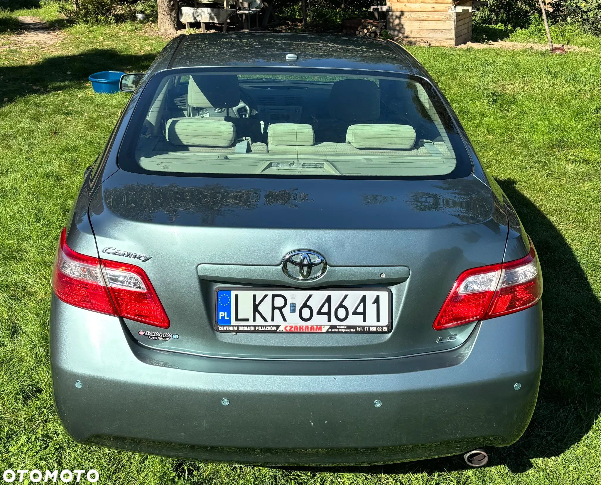 Toyota Camry 2.5 LE - 7