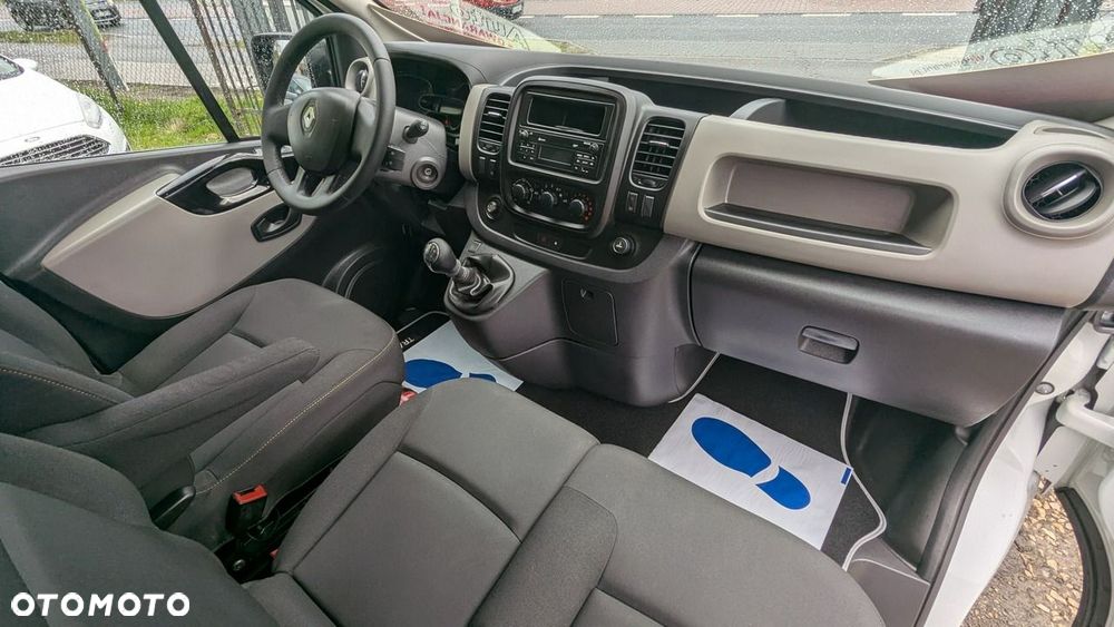 Renault Trafic - 21