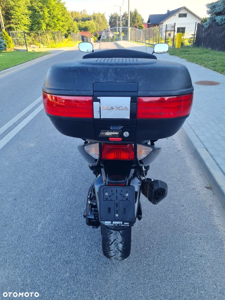Yamaha Tmax - 6