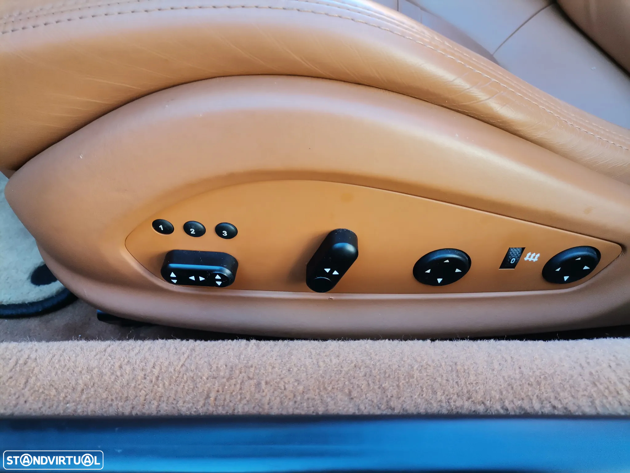 Ferrari California F1 - 12