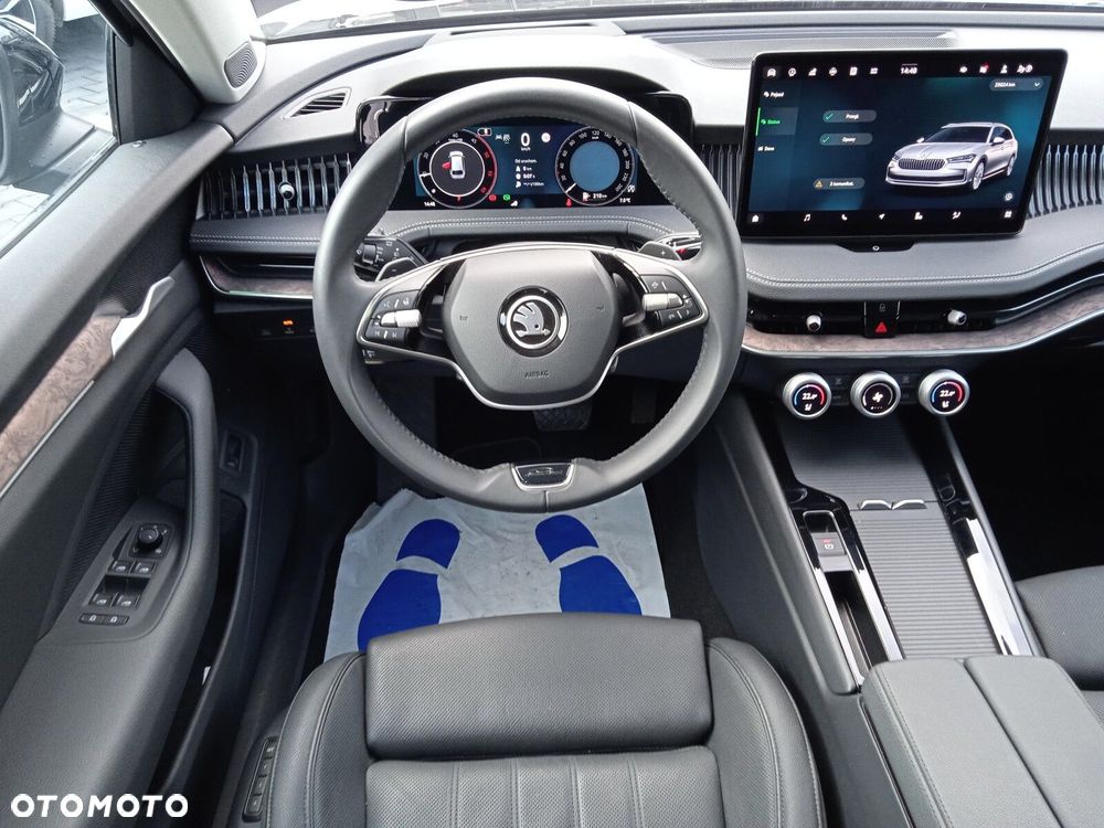 Skoda Superb 2.0 TDI SCR 4x4 L&K DSG - 10