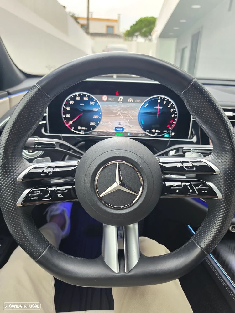 Mercedes-Benz E 300 de AMG Line 4Matic - 34