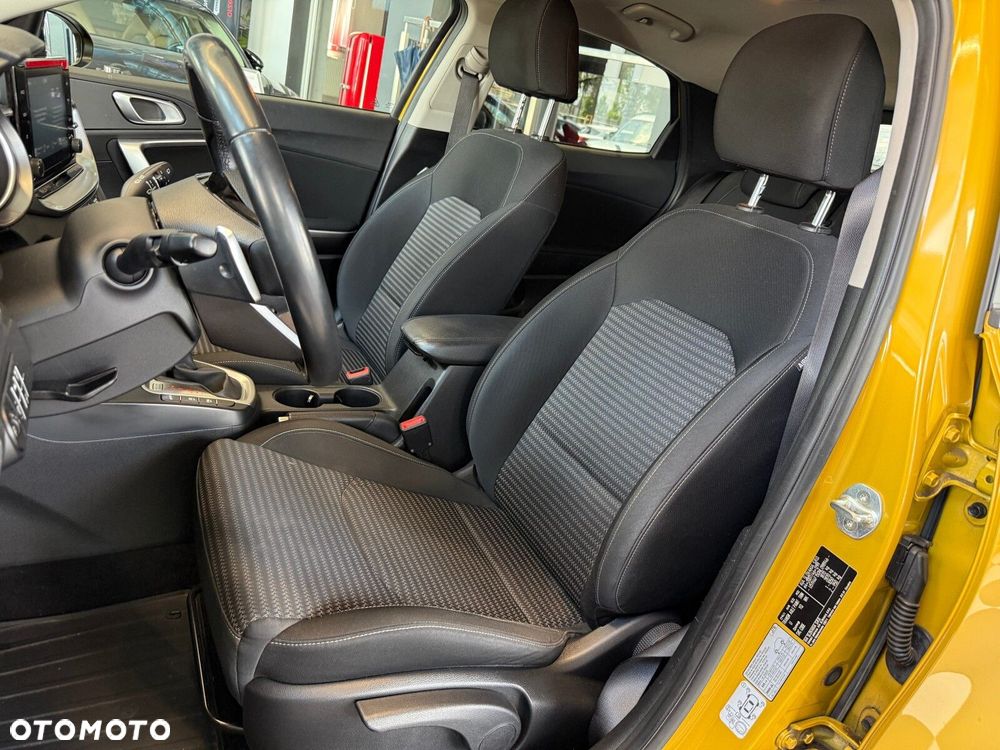 Kia XCeed - 21