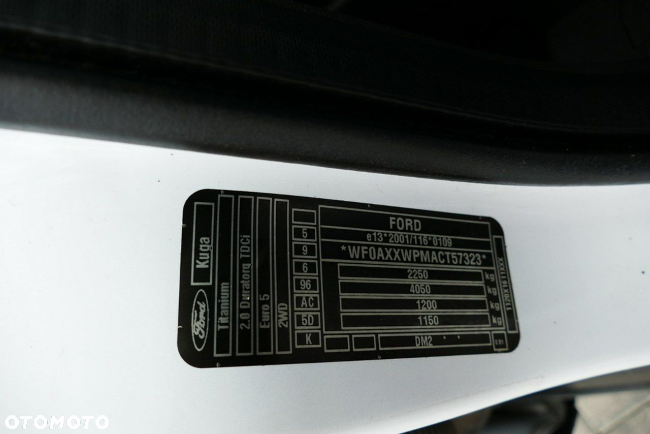 Ford Kuga 2.0 TDCi 2x4 Titanium - 33
