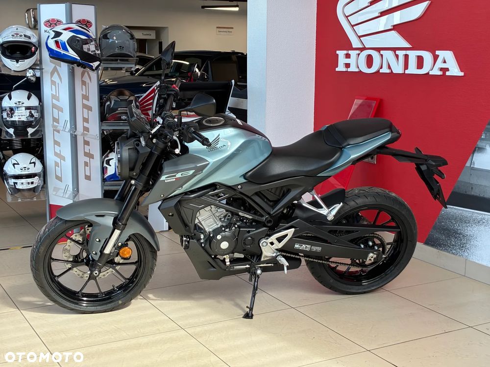Honda CB - 3
