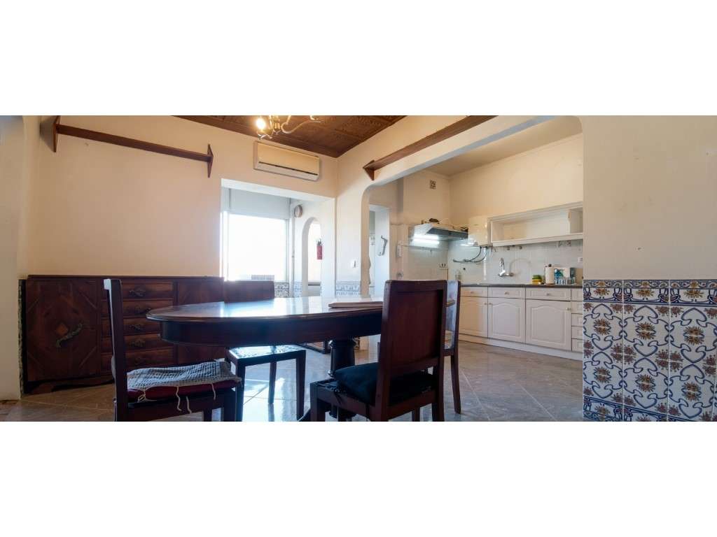 Apartamento T3 convertido em T2 - Paço de Arcos. Comboio. - Grande imagem: 3/30