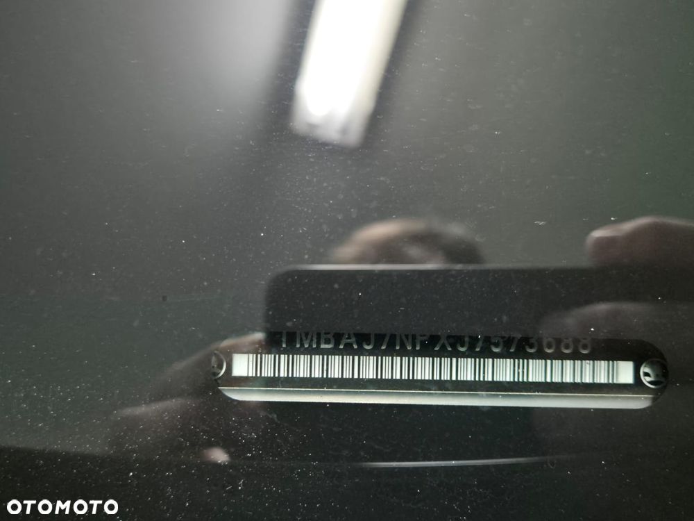 Skoda Superb 2.0 TDI SCR Sportline DSG - 11