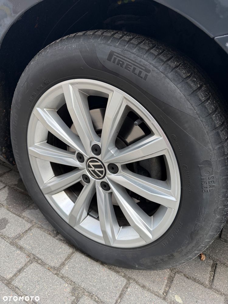 Volkswagen Passat 2.0 TDI Business DSG - 33