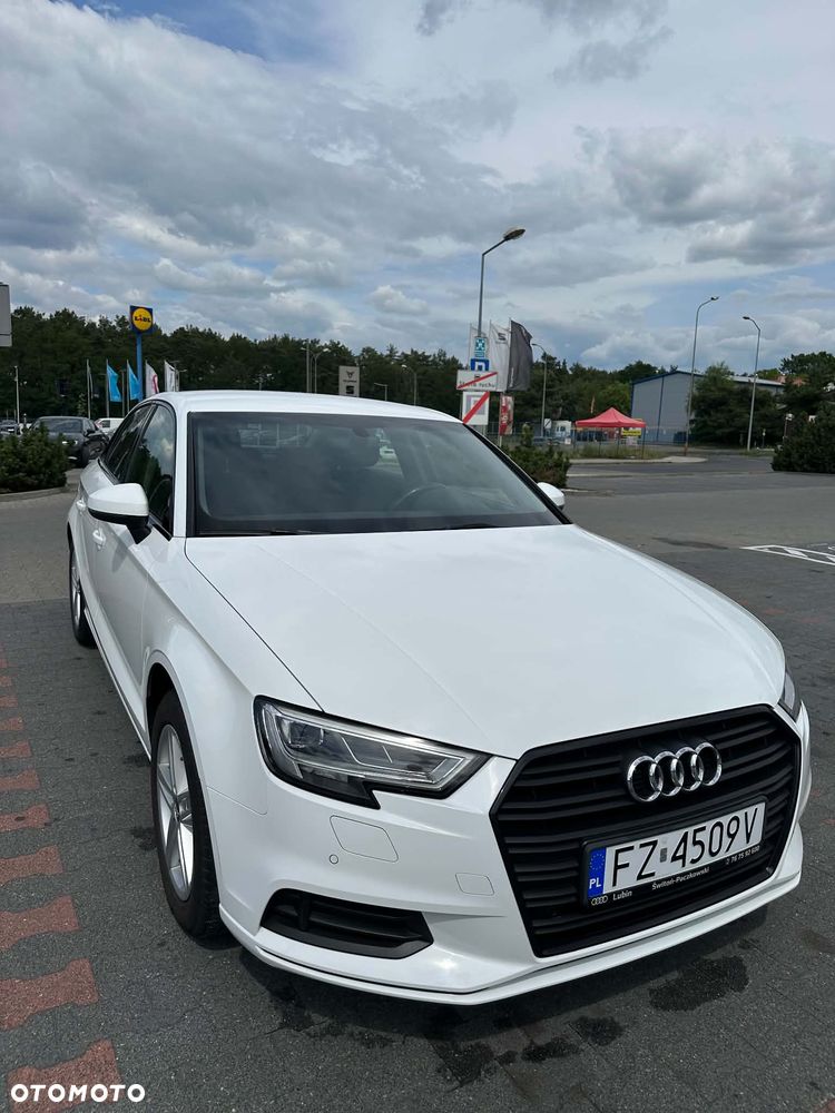 Audi A3 Limousine 35 TFSI S tronic - 2