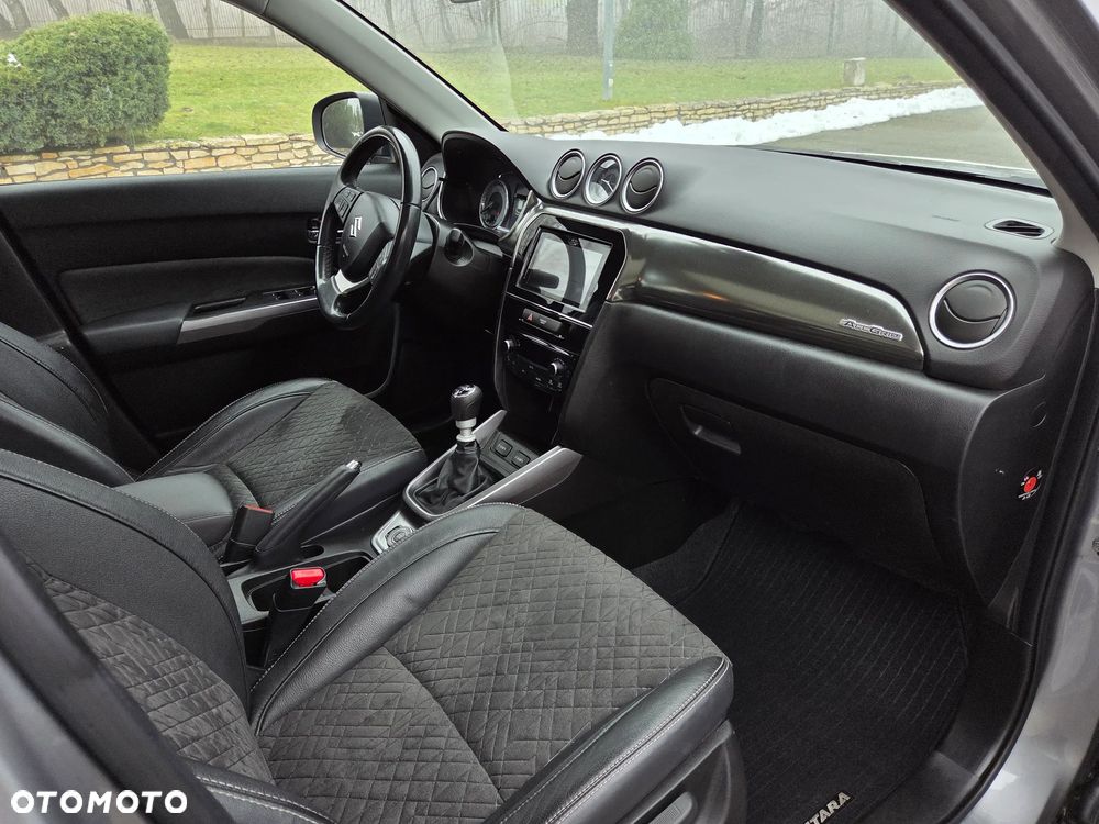 Suzuki Vitara 1.4 Boosterjet SHVS Premium 4WD - 20