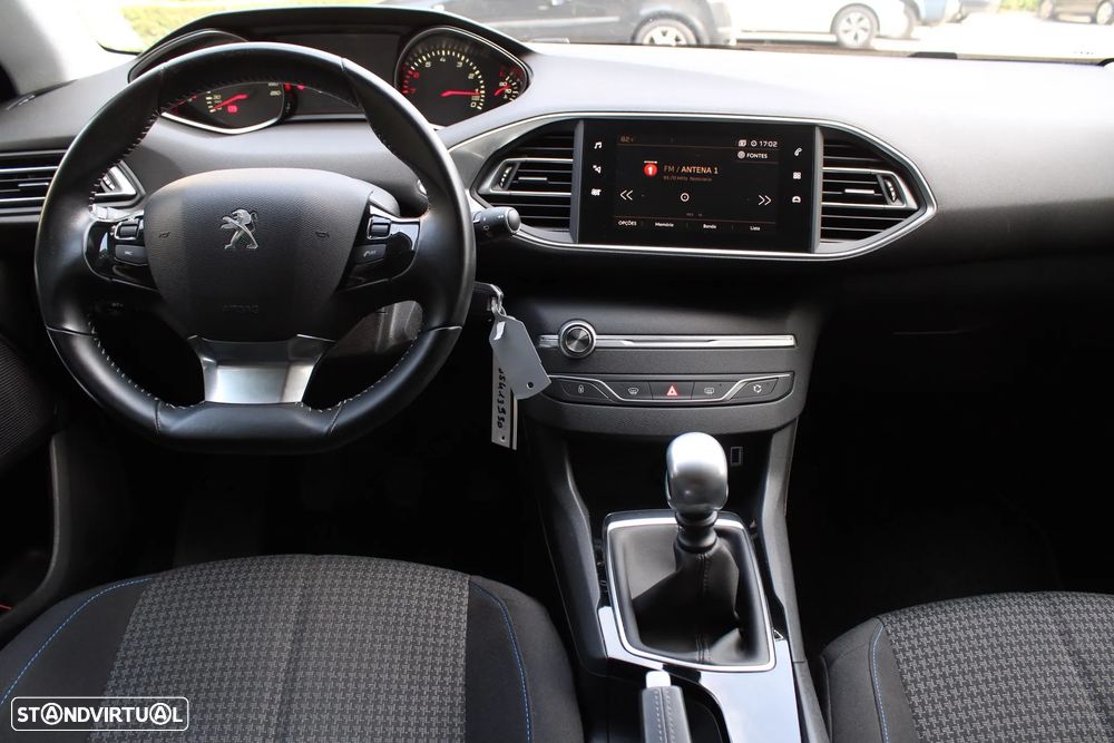 Peugeot 308 PureTech 130 GPF Stop & Start Style - 9