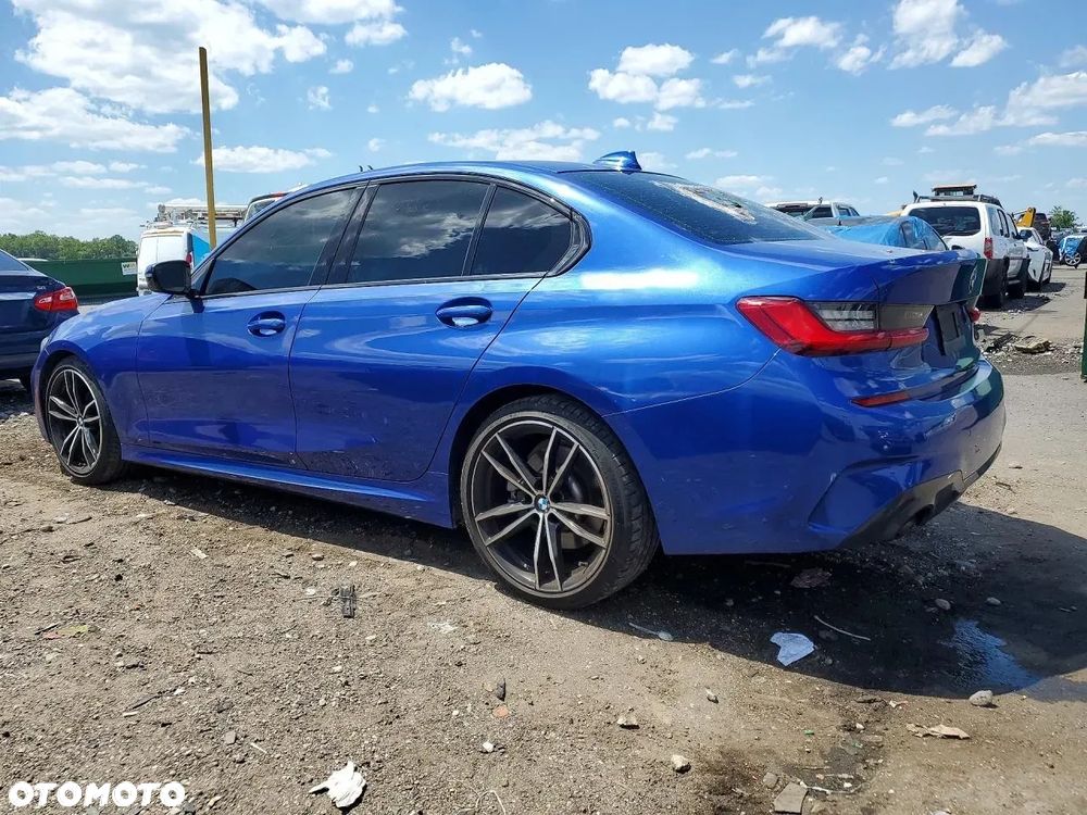 BMW Seria 3 330i xDrive M Sport sport - 4