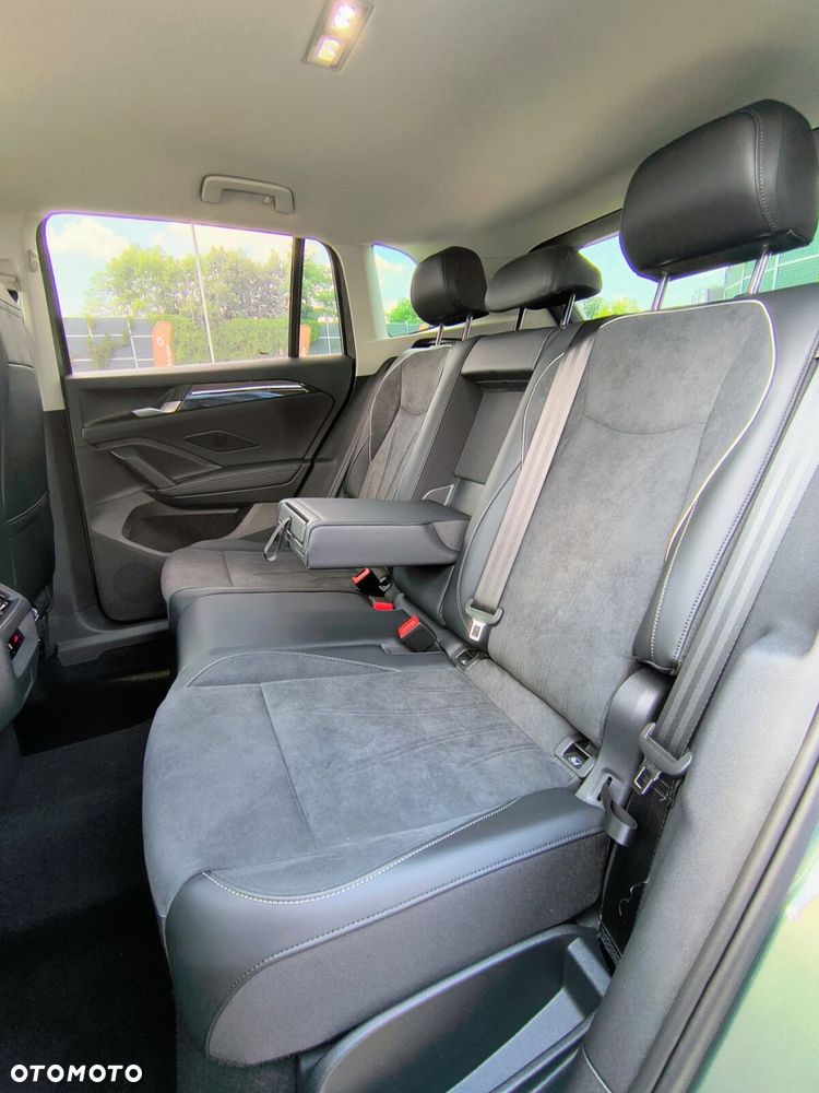 Volkswagen Tiguan 1.5 eTSI Elegance DSG - 29