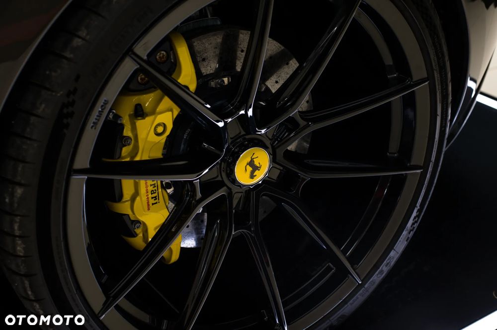 Ferrari 296 GTB - 16