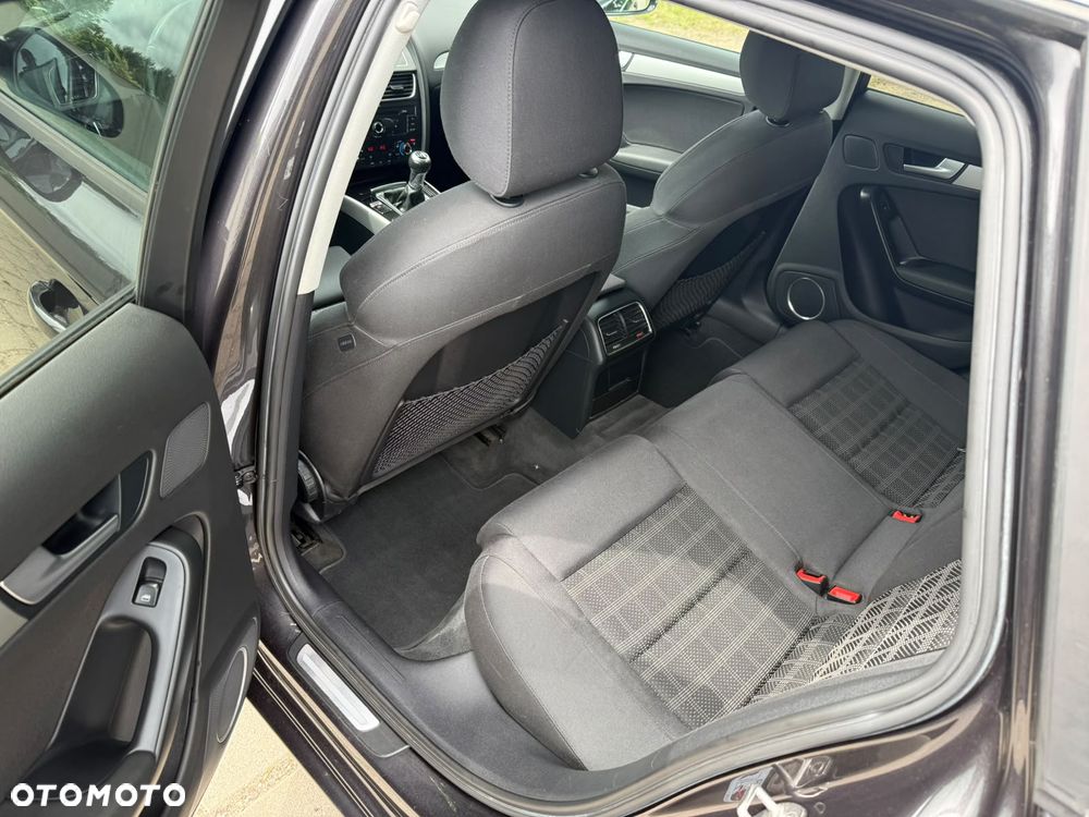 Audi A4 Avant 2.0 TDI Quattro - 12