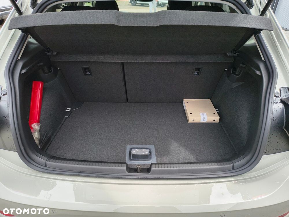 Volkswagen Polo - 10