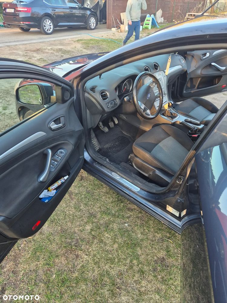 Ford Mondeo 1.8 TDCi Ambiente - 7