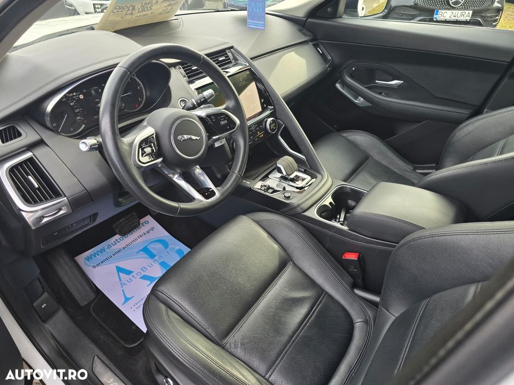 Jaguar E-Pace - 10