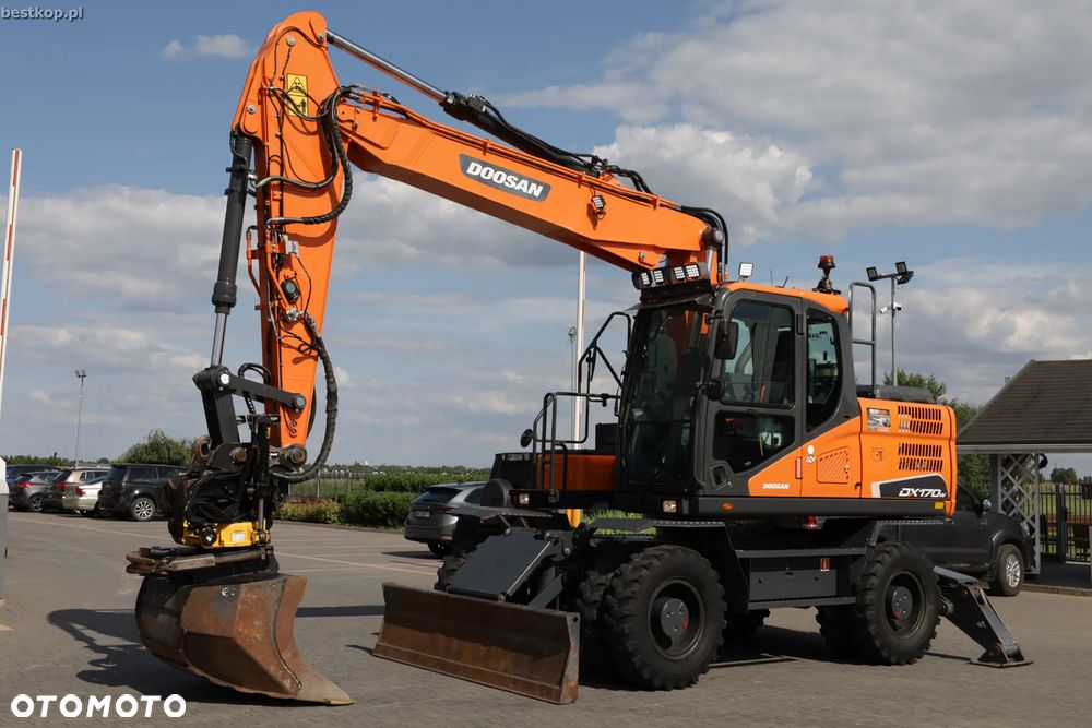 Doosan DX170W-5 - 13